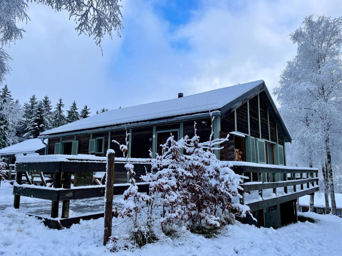 Chalet De Charme, Le "Caribou Lodge", Eifel Belge Bullange Exterior foto